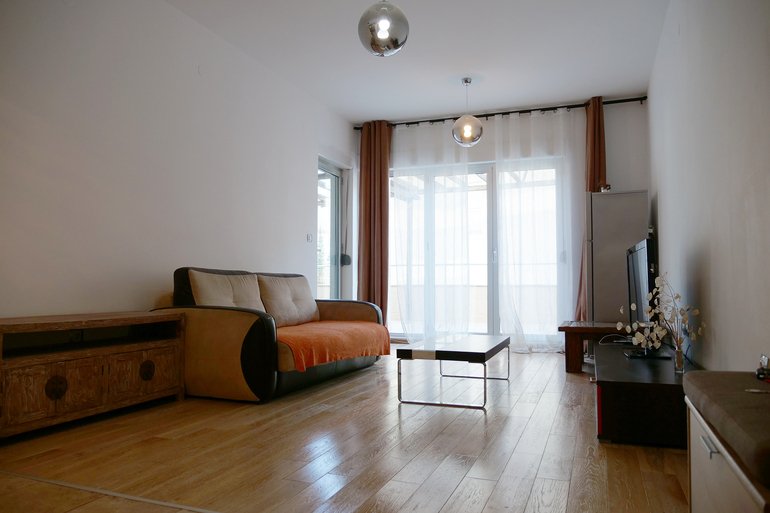 Dobrota: Apartment with two bedrooms and sea views in Kotor<br><br><p>For sale a two-bedroom apartment in Kotor, Doborta, in a quiet location near the sea. The 