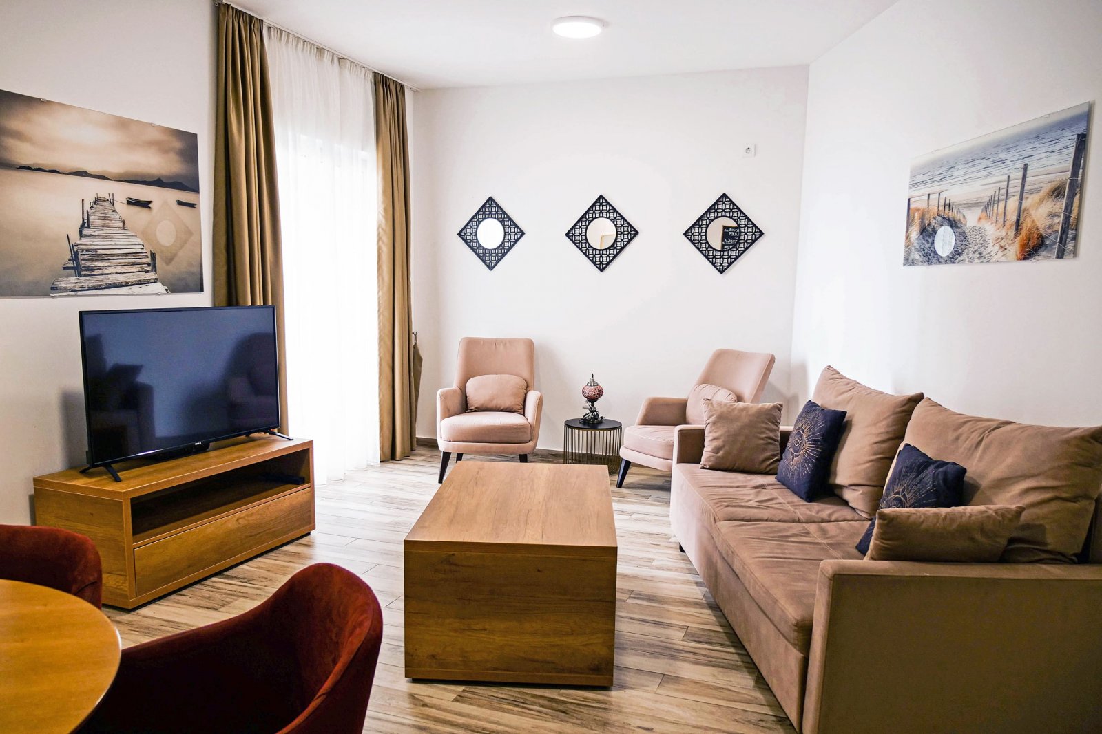 Becici: SUNNY SIDE RESORT&SPA<br><br><p>Available apartments:
		Penthouse No. 32: one bedroom, area 116 m2
		Price: 246.860
	
	
	
	
		 Apartments for sale in  