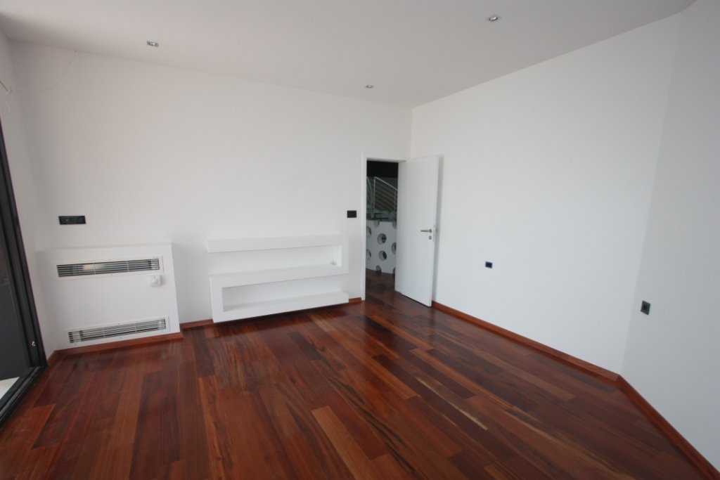 An exclusive villa with wonderful sea view in Krimovica<br><br><p>In a quiet place Krimovica, 9 km away from Budva, a villa with wonderful sea views i