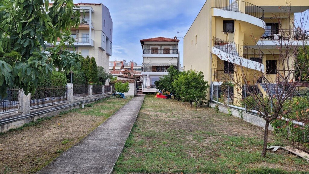 Thessaloniki: Verkauf Maisonette 235 m² in den Vororten von Thessaloniki 