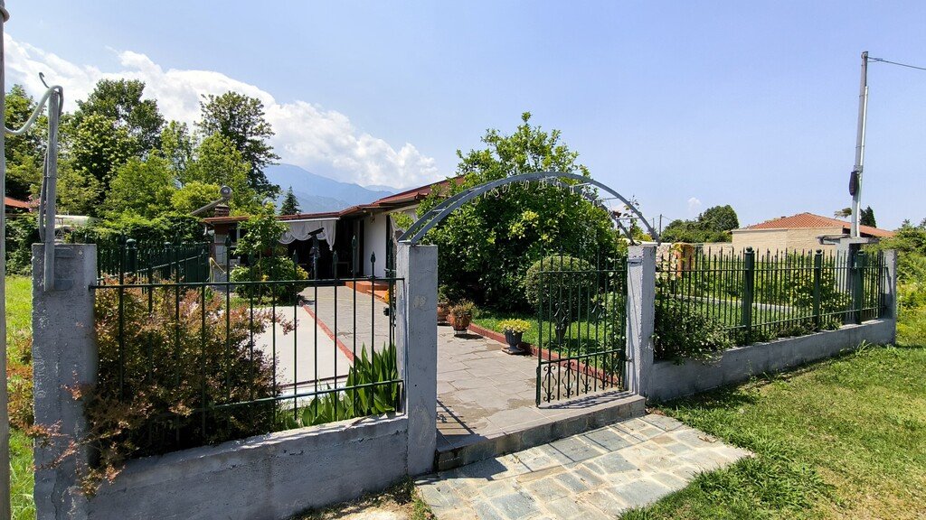 Olympische Riviera: Verkauf Einfamilienhaus 80 m² an der Olympischen-Riviera 