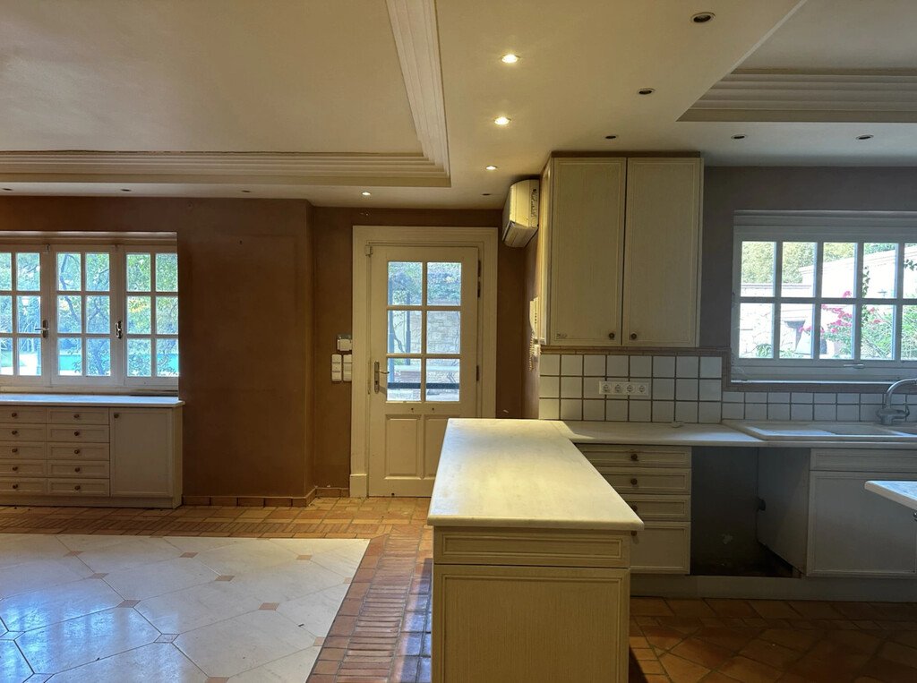 Verkauf Villa 837 m² in Athen