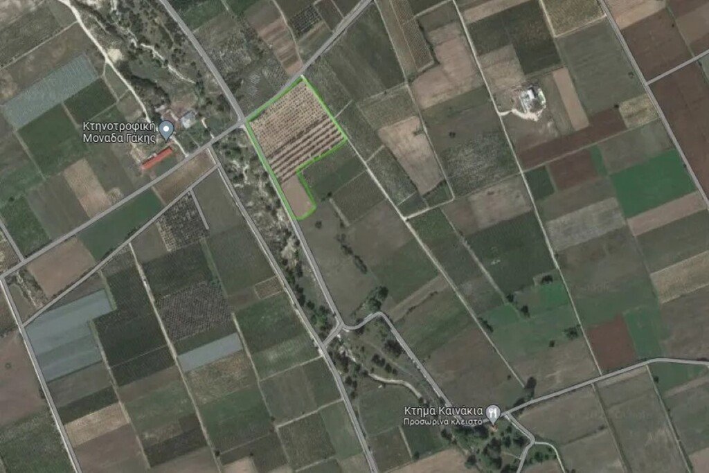 Verkauf Land 34000 m² in den Vororten von Kavala