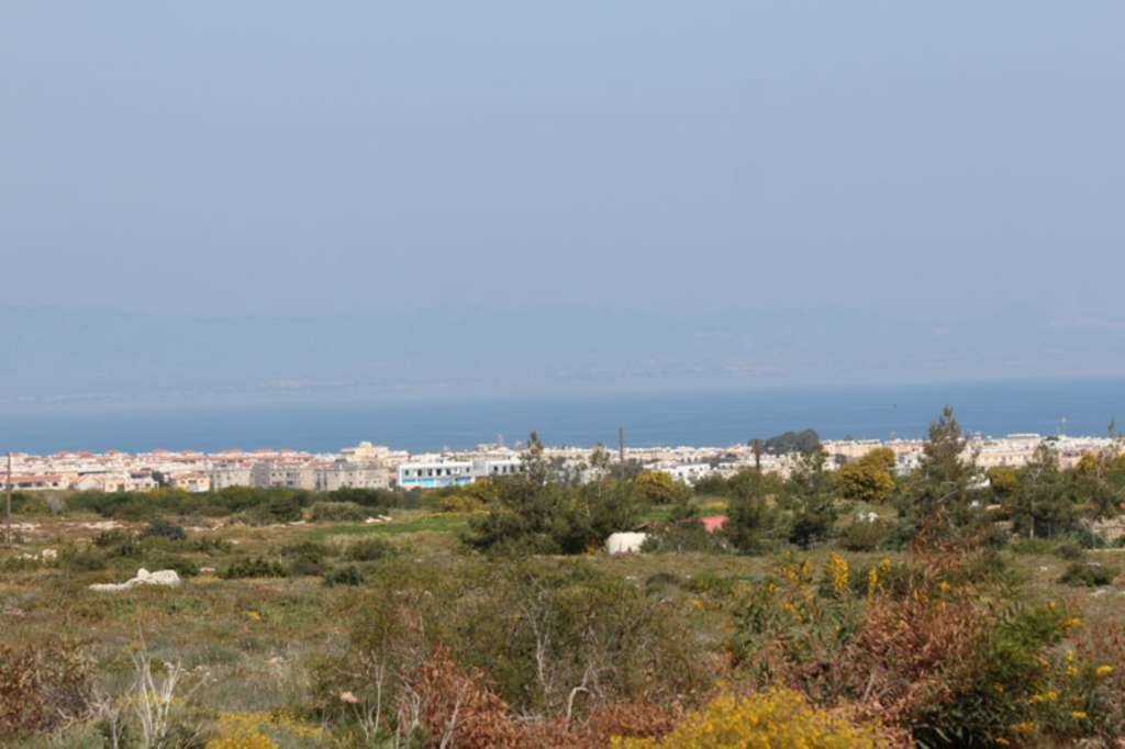 Protaras: Plot of Land for sale with SEA VIEWS in Popular Resort Area of Protaras - LPRO111.<br /> <br />The plot already has plans in place for a property meas 