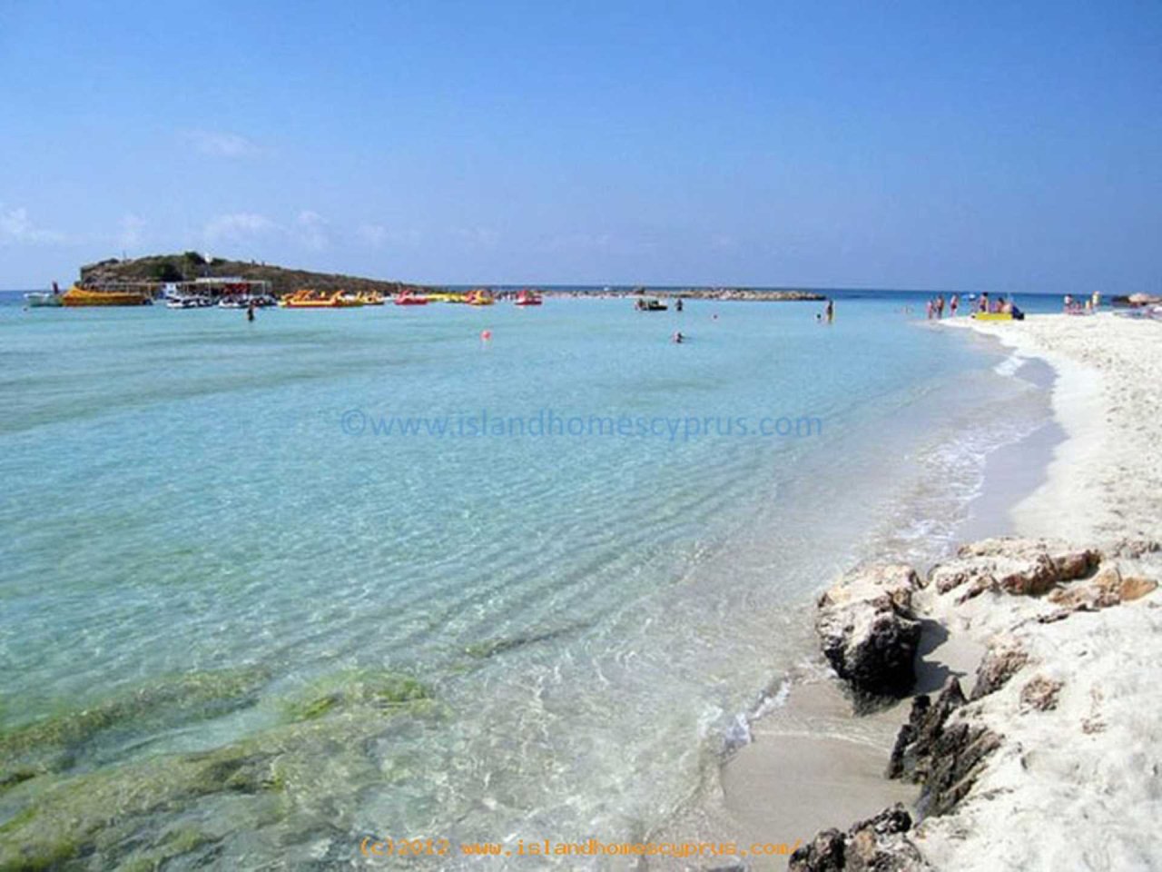 Modern, stylish 3 bedroom detached villa with AMAZING PANORAMIC VIEWS of the Ayia Napa Coastline - EBR111DP.<br /><br />Set on a brand new development