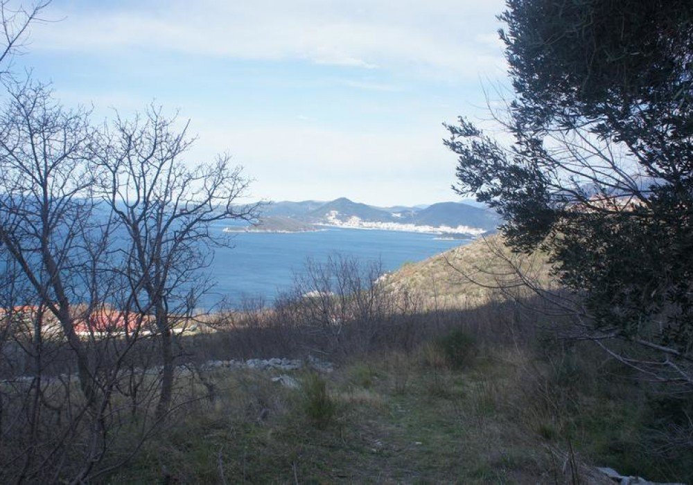 Construction project completed by 80%.

For commissioning, only finishing work is needed.

During the construction of the object, high-quality materia