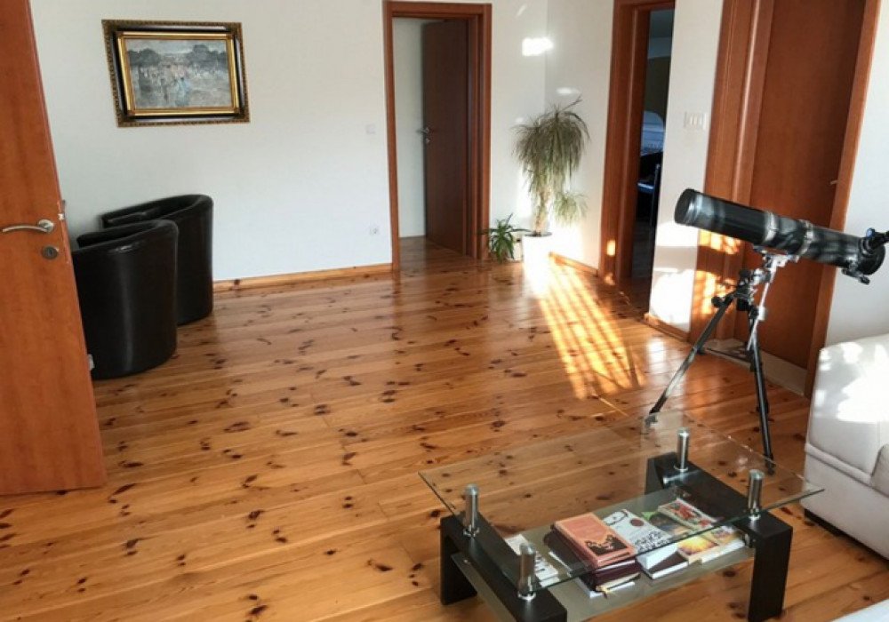 Peninsula Lustica. Three-story house with five bedrooms on a large plot.

Distance to the sea 1500m.

Mountain View

Area 300 sq.m.

Plot area 850 sq.