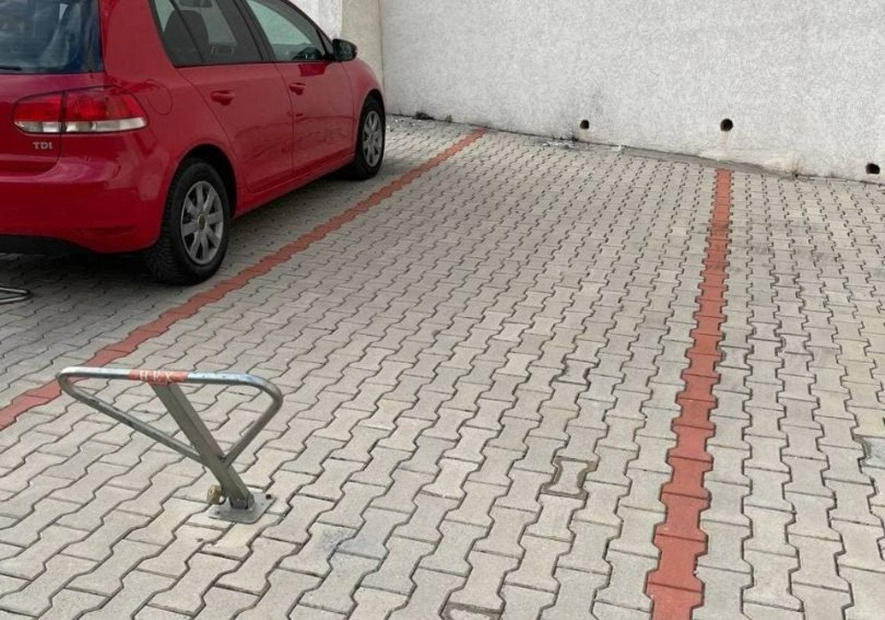 Budva Riviera, Becici - Boreti district. One-bedroom apartment in a five-storey building

The distance to the sea is 400m.

The area is 44 sq.m.

Thir