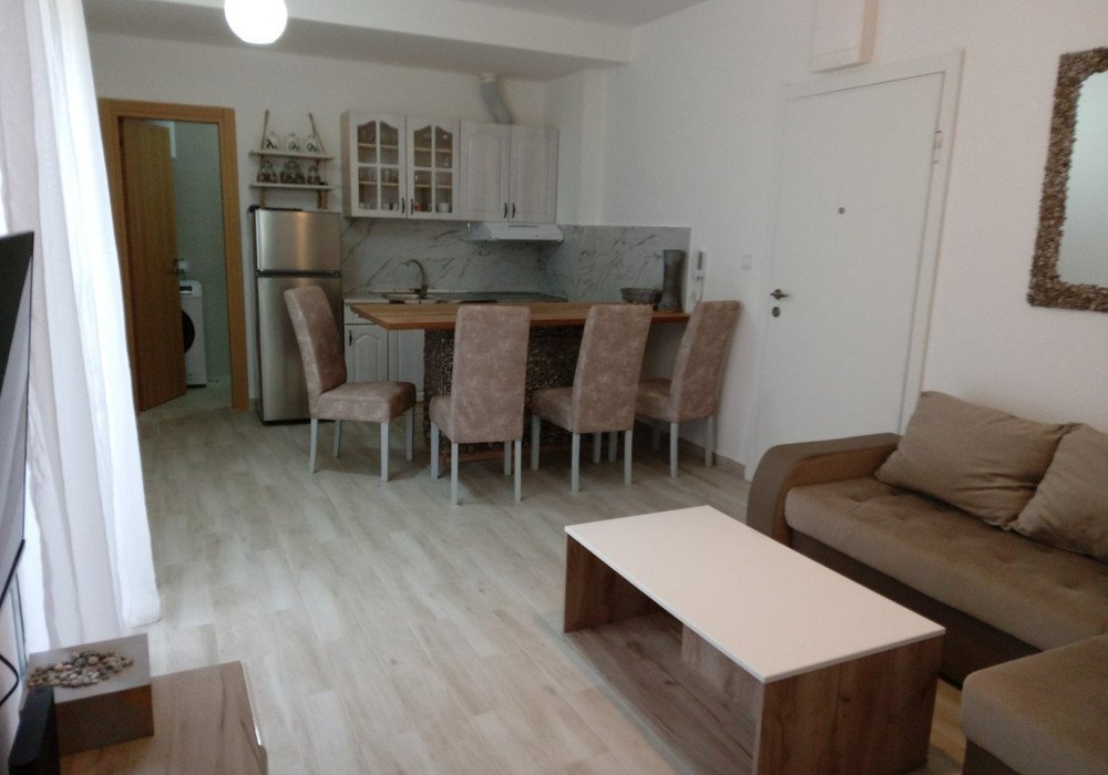 Boka Bay of Kotor, Dobrota district. One-bedroom apartment with private Parking in a new residential building.

Distance to the sea 350m

Second floor