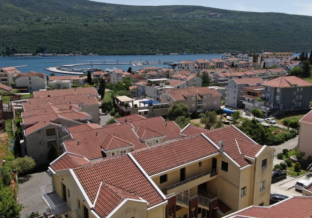 Boka Bay of Kotor, Genovichi district. One bedroom apartment with sea view in a new residential complex 

The buyer is exempt from paying the state ta