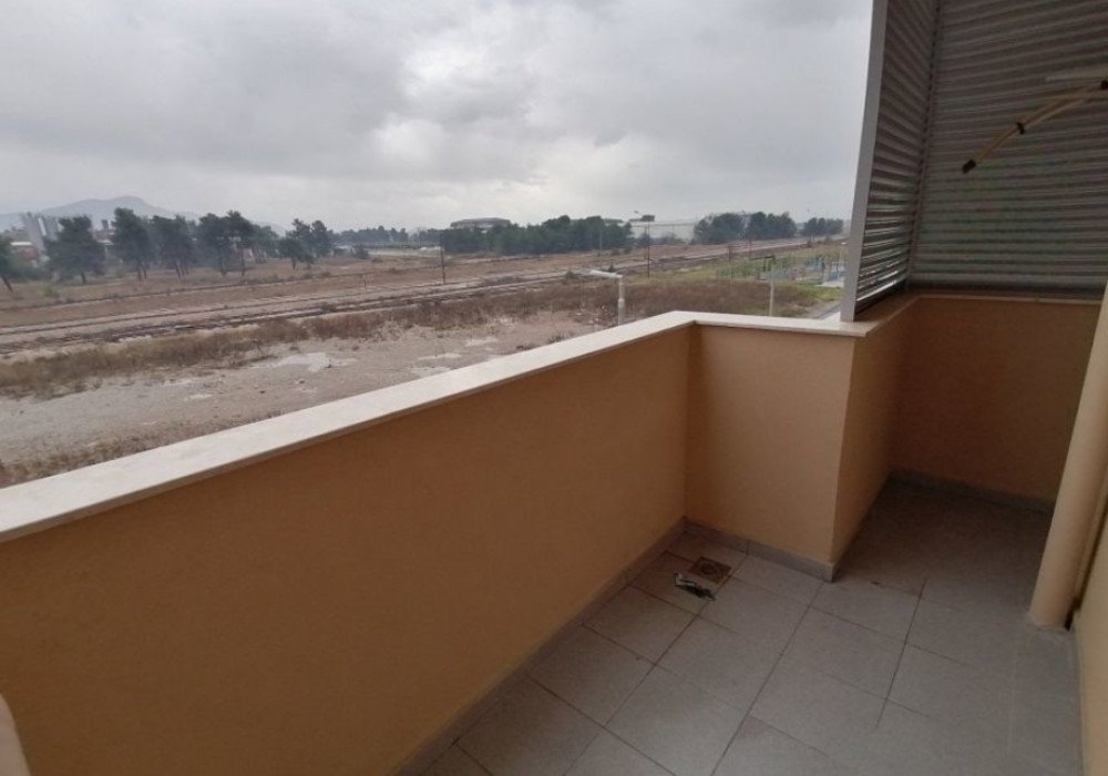 Description
Podgorica, City Quarter district. Two-bedroom apartment in a new area of Tuški put
The area is 57 sq.m.
Third floor
The house is equipped  