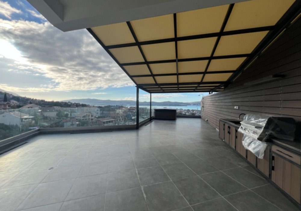 Tivat. A new residential complex with 32 apartments.

The buyer is exempt from paying the state tax on the turnover of real estate. The sale is made &