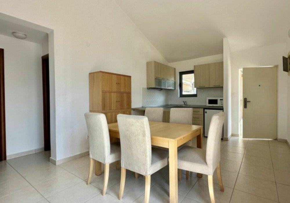 Budva Riviera, Becici district. Two-bedroom apartment

The distance to the sea is 450m.

The area is 80 sq.m.

Protected area

Panoramic windows

Two 