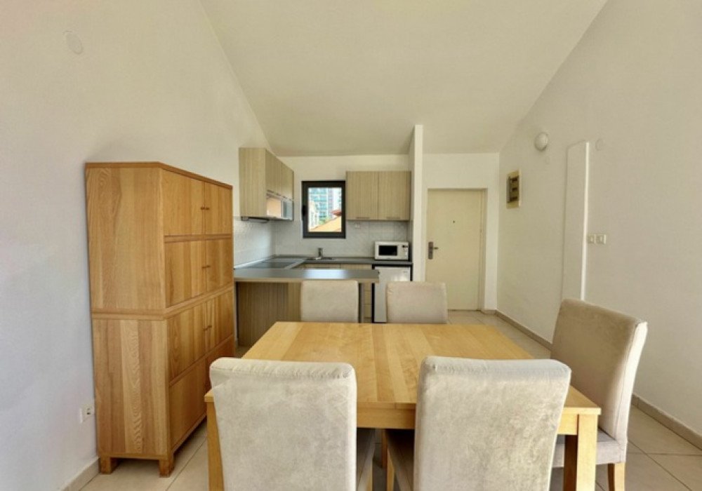 Budva Riviera, Becici district. Two-bedroom apartment

The distance to the sea is 450m.

The area is 80 sq.m.

Protected area

Panoramic windows

Two 