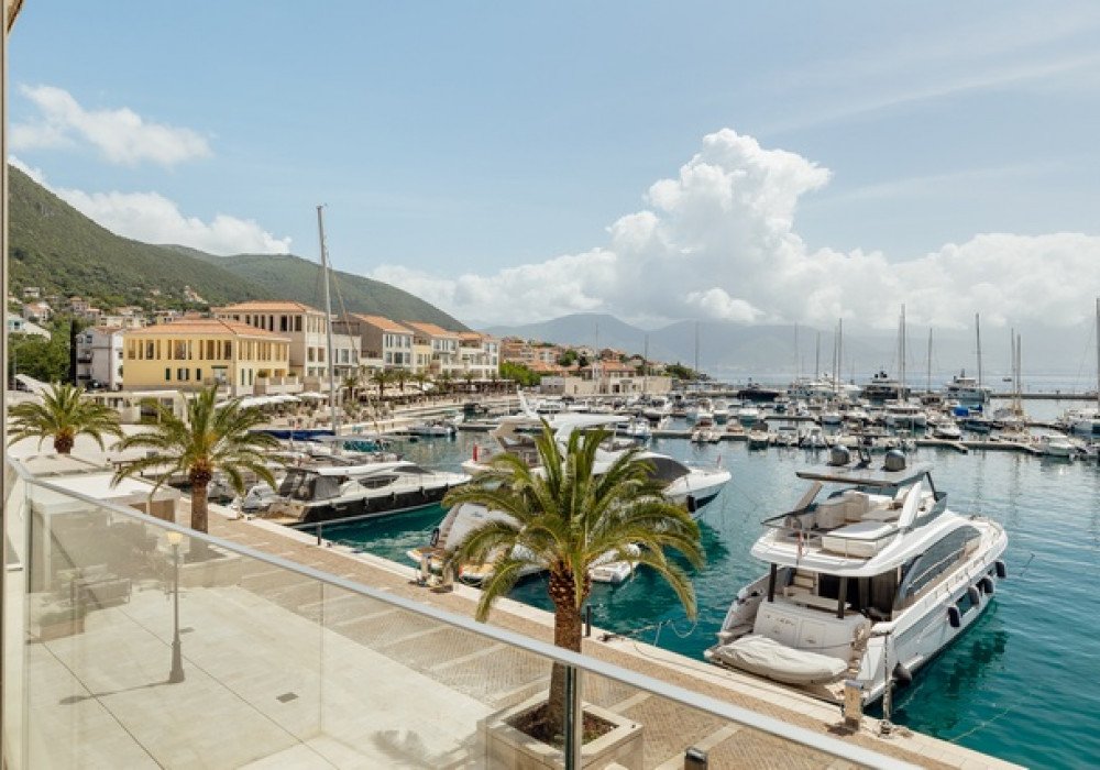 Boka Bay of Kotor, Herceg Novi city. New apartments from the Developer in an elite village

The buyer is exempt from paying the state tax on the turno