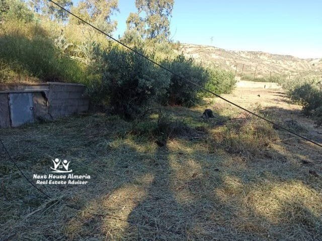 Tolles Investitionsangebot in Albox!
Entdecken Sie diese unglaubliche Investitionsmöglichkeit in der charmanten Stadt Albox! Dieses große städtische G