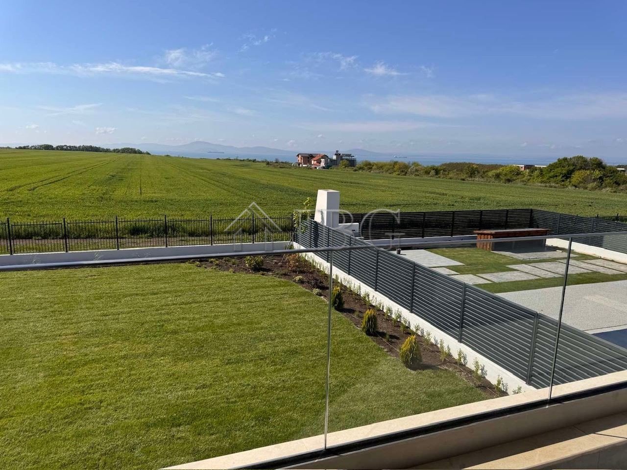  New House with 3 Bedrooms & Sea View | Lahana Area, Pomorie<br><br>Turnkey Finish | 647 sq.m. Yard | Solar Panels & EV Charging | Sea Panorama<br><br