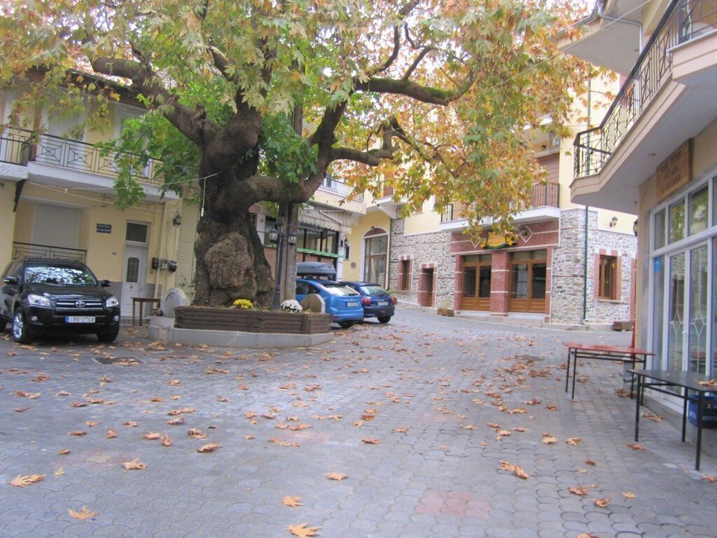 Verkauf Gebäude 334 m² in den Vororten von Kavala