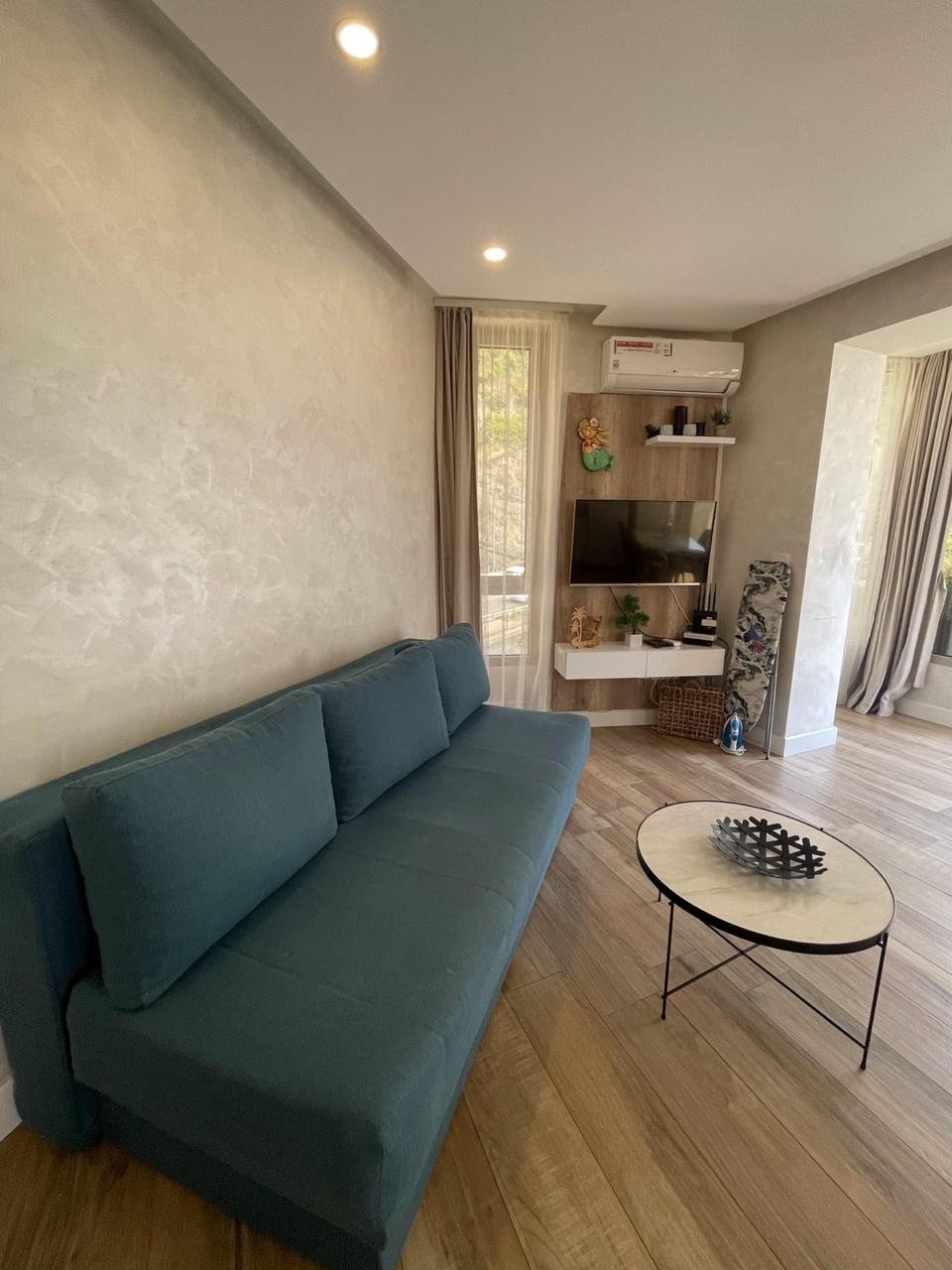 ‍

‍

LOCATION
This apartment is located in Budva Municipality, 4km away from the city center. The sea and the beach are 200m away from the apartment.