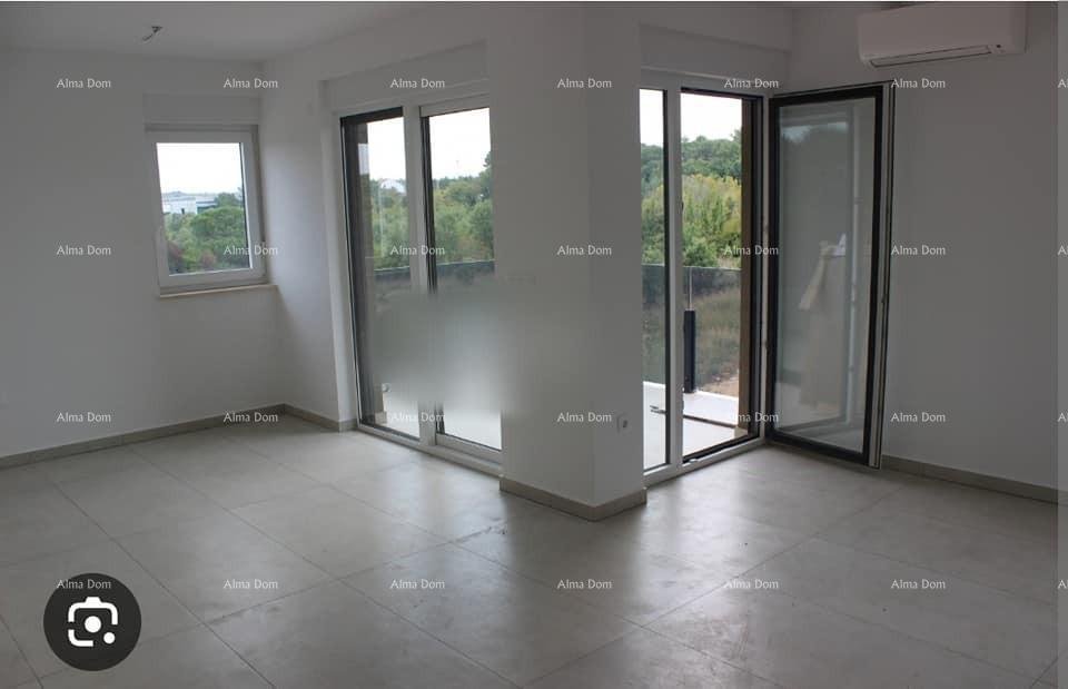 Wohnung Geräumige 5-Zimmer-Wohnung von 150 m² zu verkaufen, Poreč