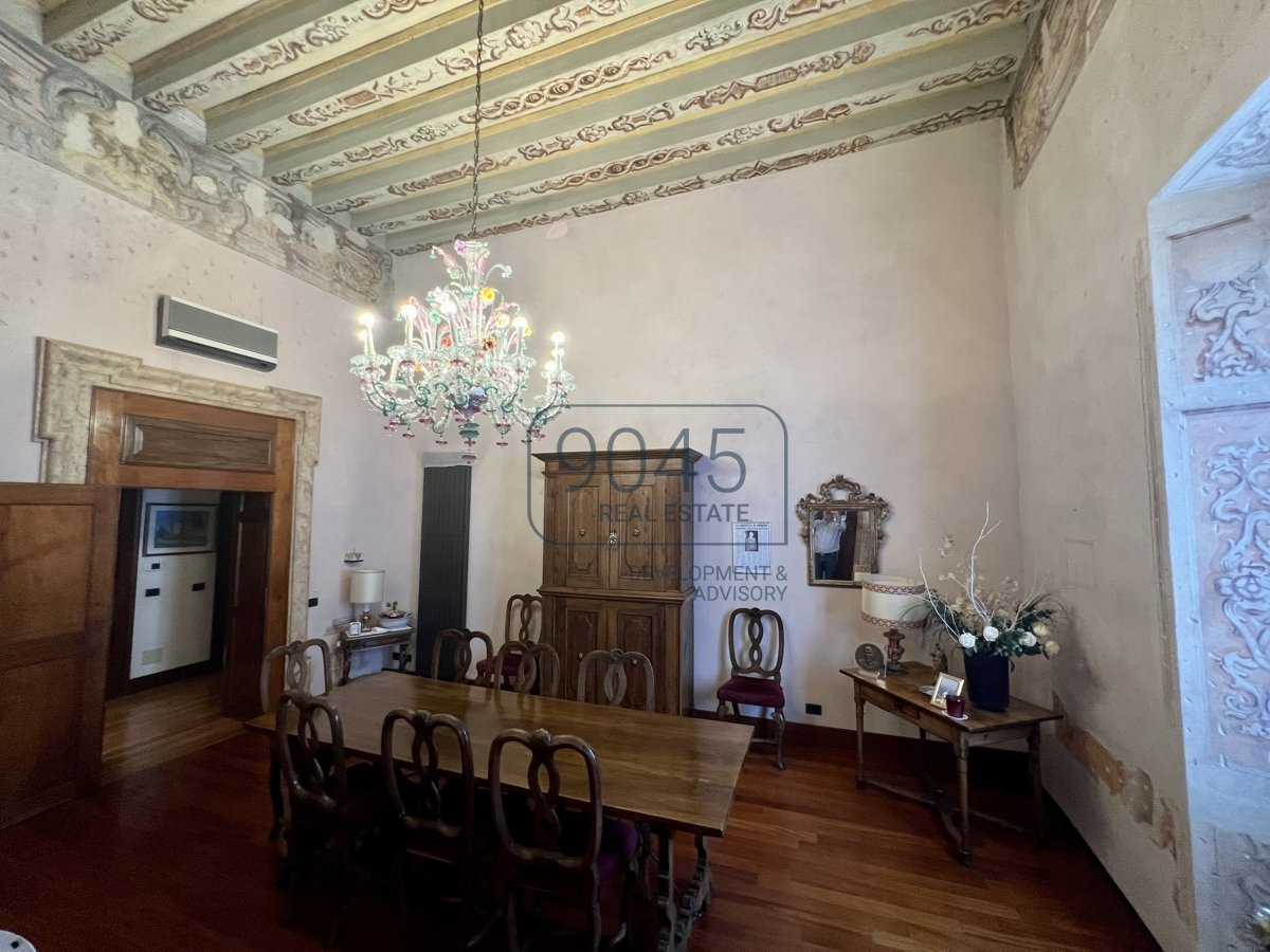 Herrschaftliche Wohnung im Zentrum von Verona - Gardasee