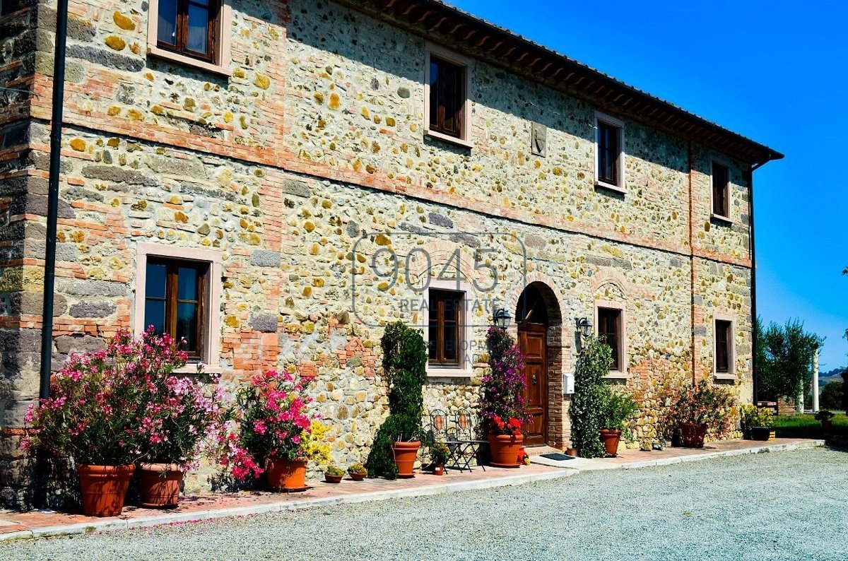 Wunderschönes Bauernhaus inmitten von märchenhaften Landschaften in Lajatico - Toskana