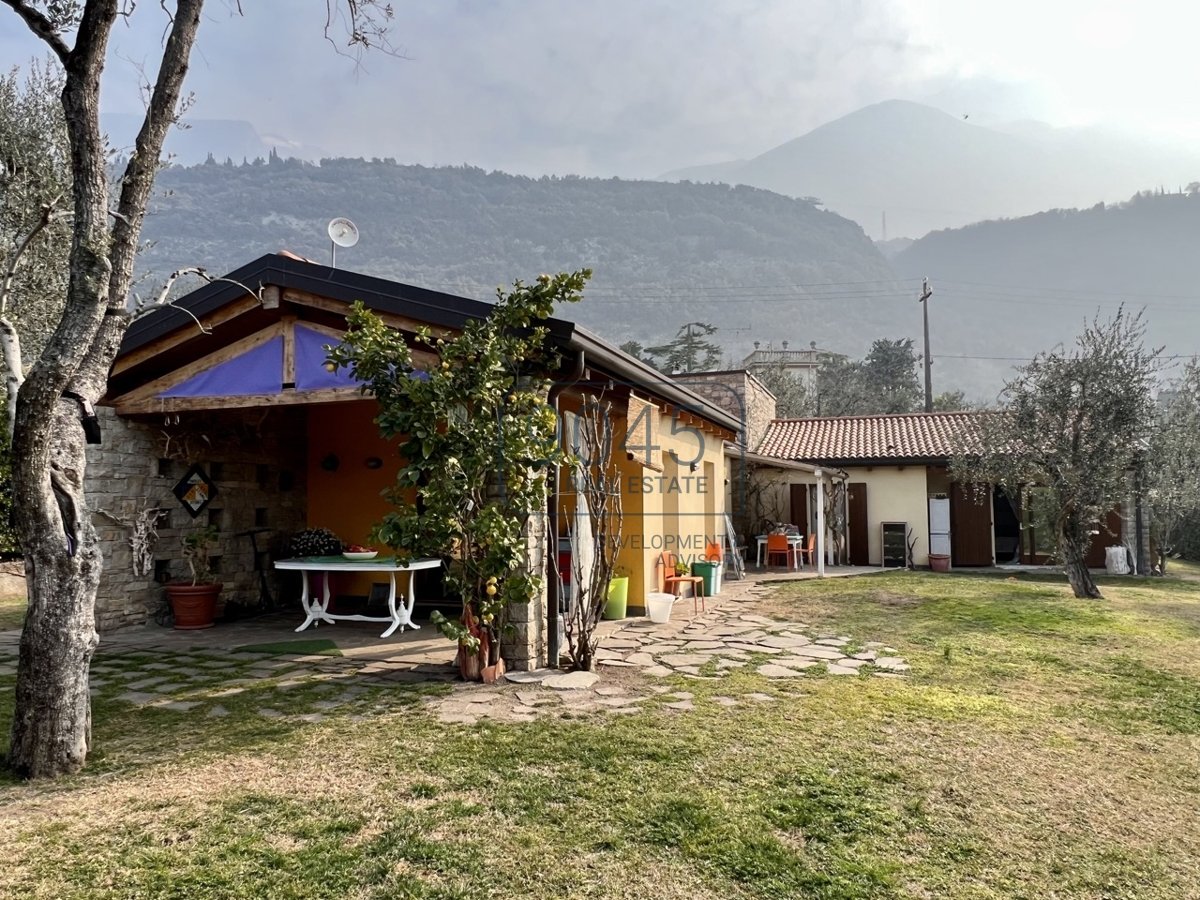 Charmante Villa in ruhiger Lage in Malcesine - Gardasee