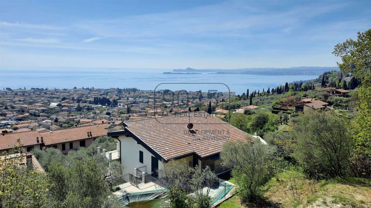 Penthouse-Wohnung mit atemberaubenden Blick in Toscolano Maderno - Gardasee
