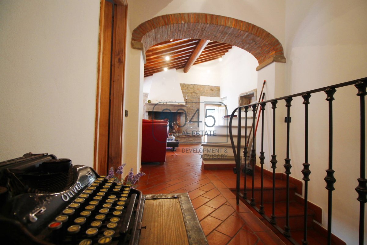 Gepflegtes Landhaus in den Hügeln von Vinci - Toscana