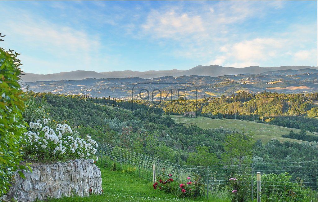 Gepflegter Rustico mit zusätzlicher Dependance in Montaione - Toscana