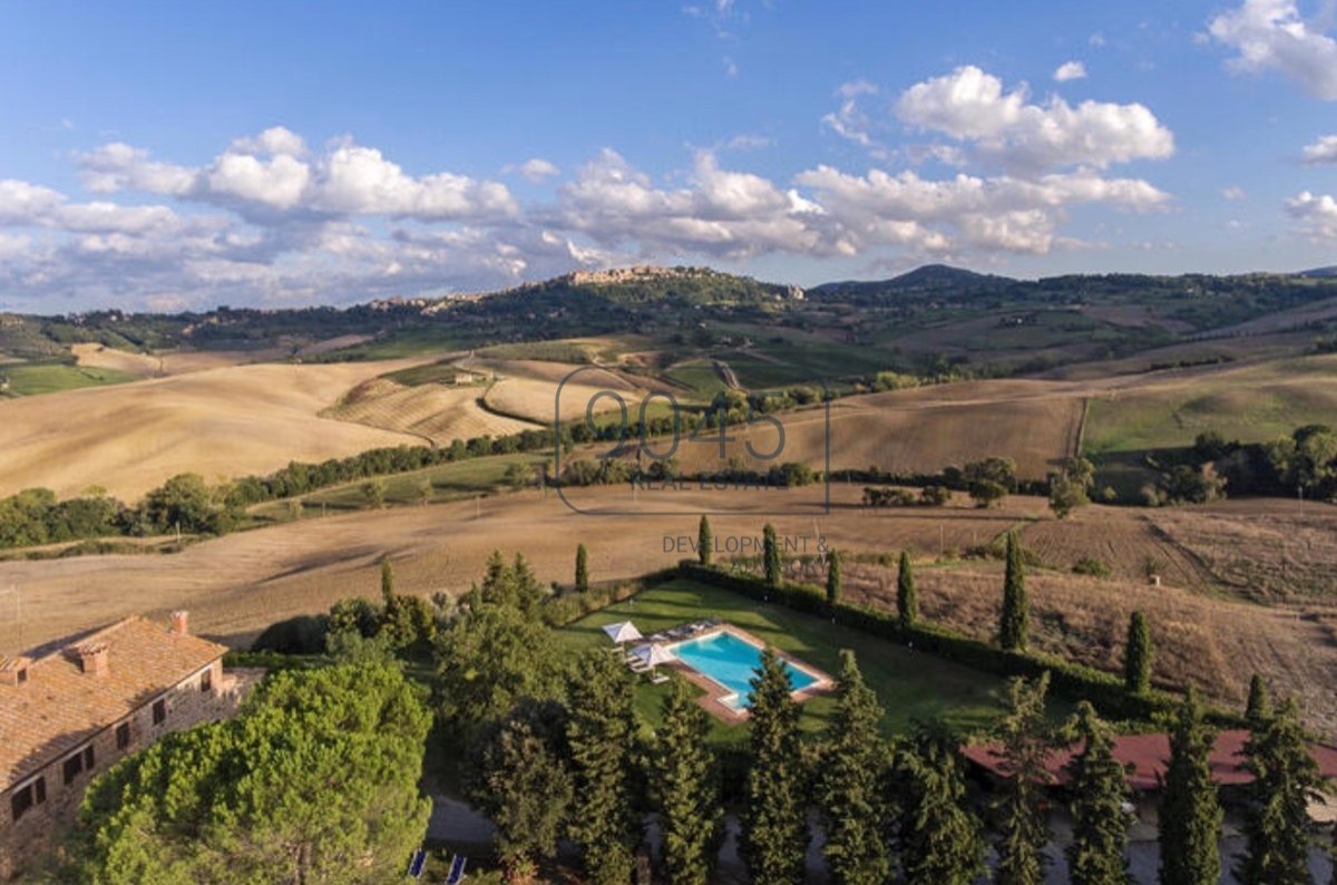 30 ha großes Anwesen mit Pool in Montepulciano - Toskana