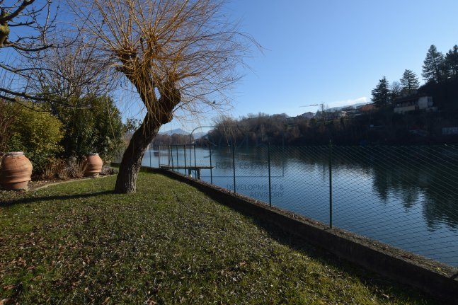 Traditionelle Villa mit Garten und eigenem Bootssteg - Lago d'Iseo