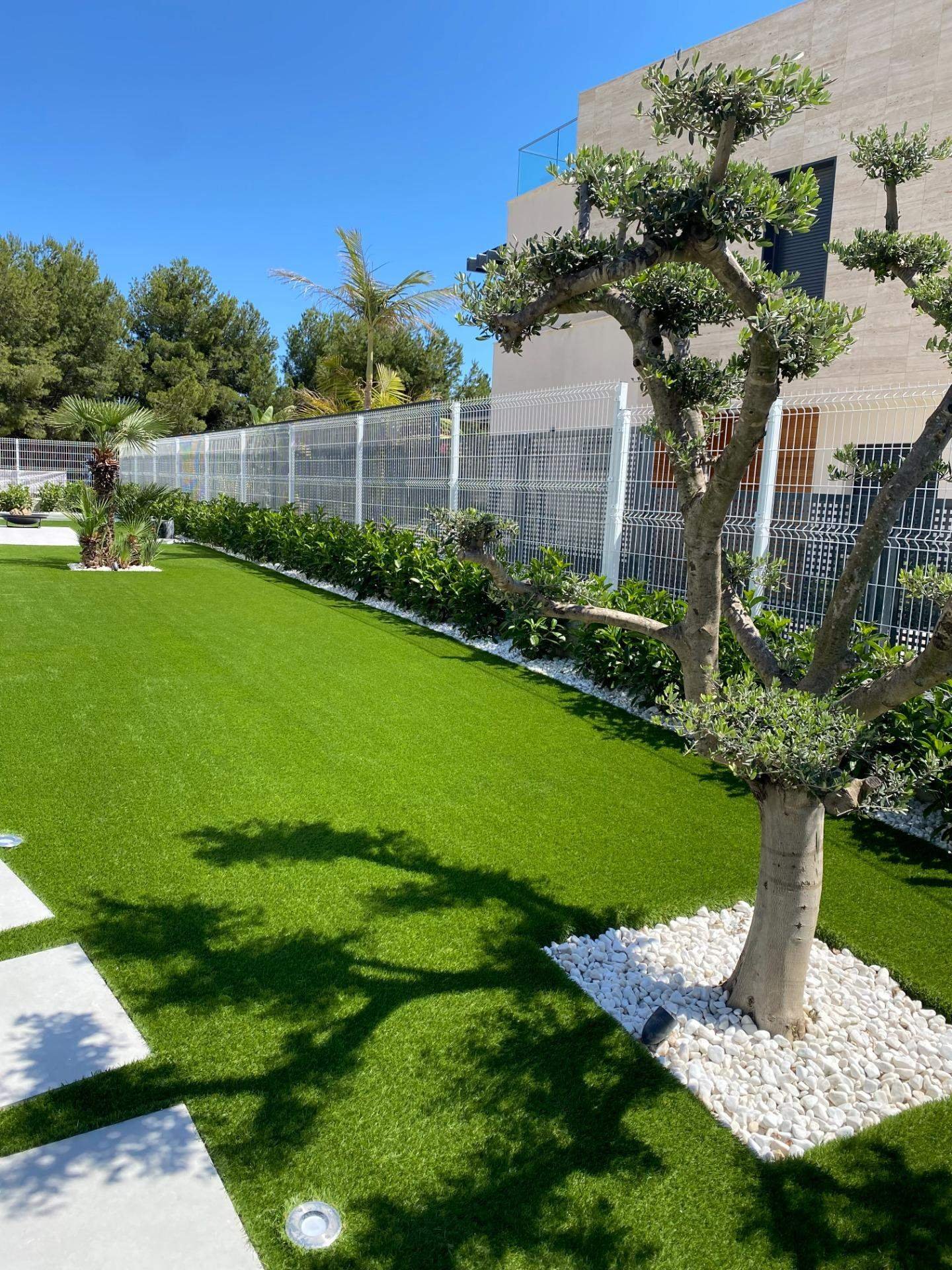 EXKLUSIVITÄT IN EINER NATÜRLICHEN UMGEBUNG AM MITTELMEER !!!&#13;&#13; Minimalistische Designvillen in einem natürlichen Raum, die Eleganz und Komfort