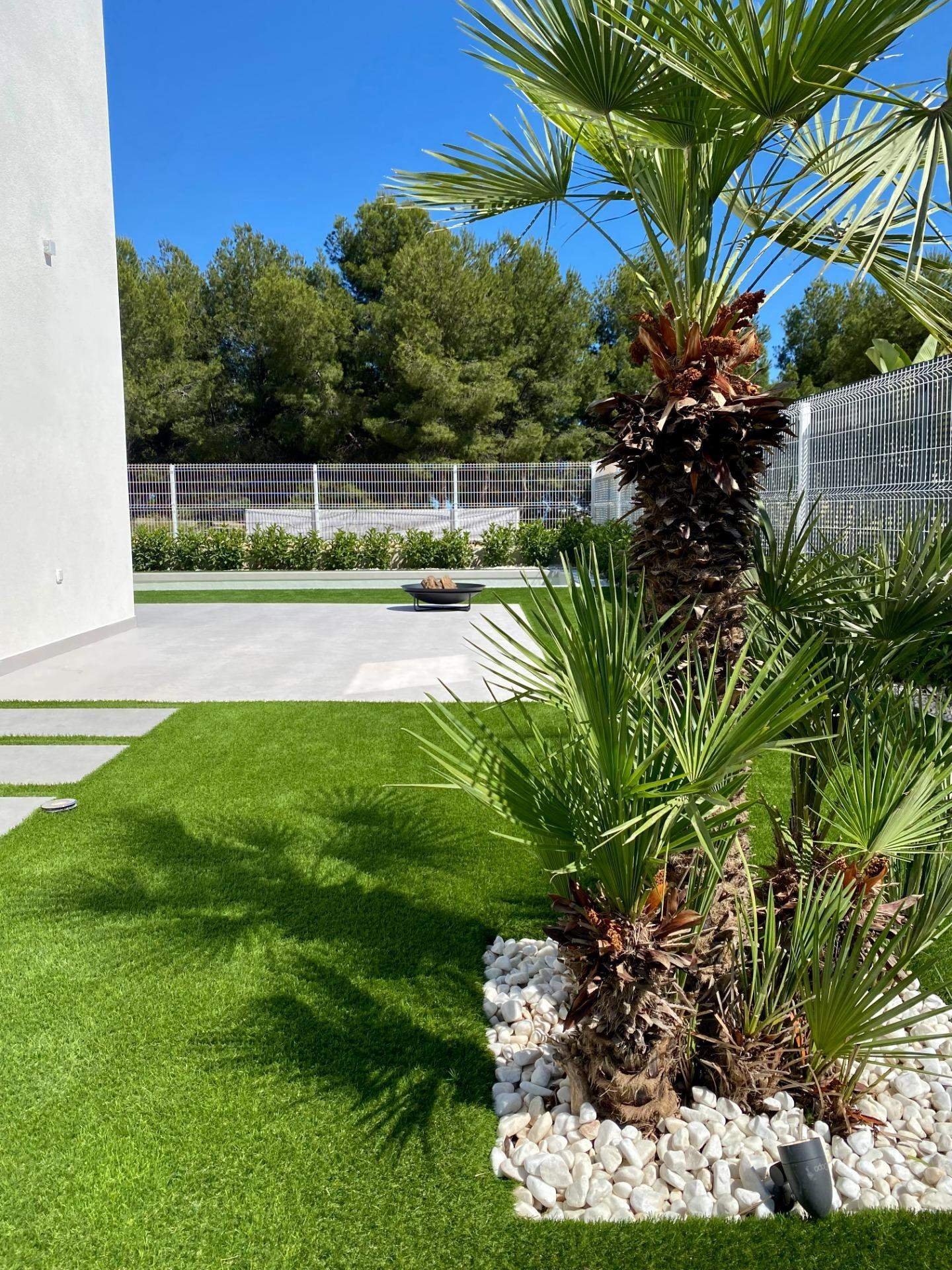 EXKLUSIVITÄT IN EINER NATÜRLICHEN UMGEBUNG AM MITTELMEER !!!&#13;&#13; Minimalistische Designvillen in einem natürlichen Raum, die Eleganz und Komfort