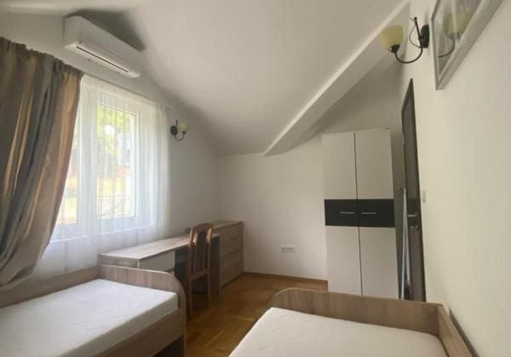 Herceg Novi, Baošici district. Two-bedroom apartmentThe distance to the sea is 250m.The third floorSea viewThe area is 62 sq.m.Own parking space, t...