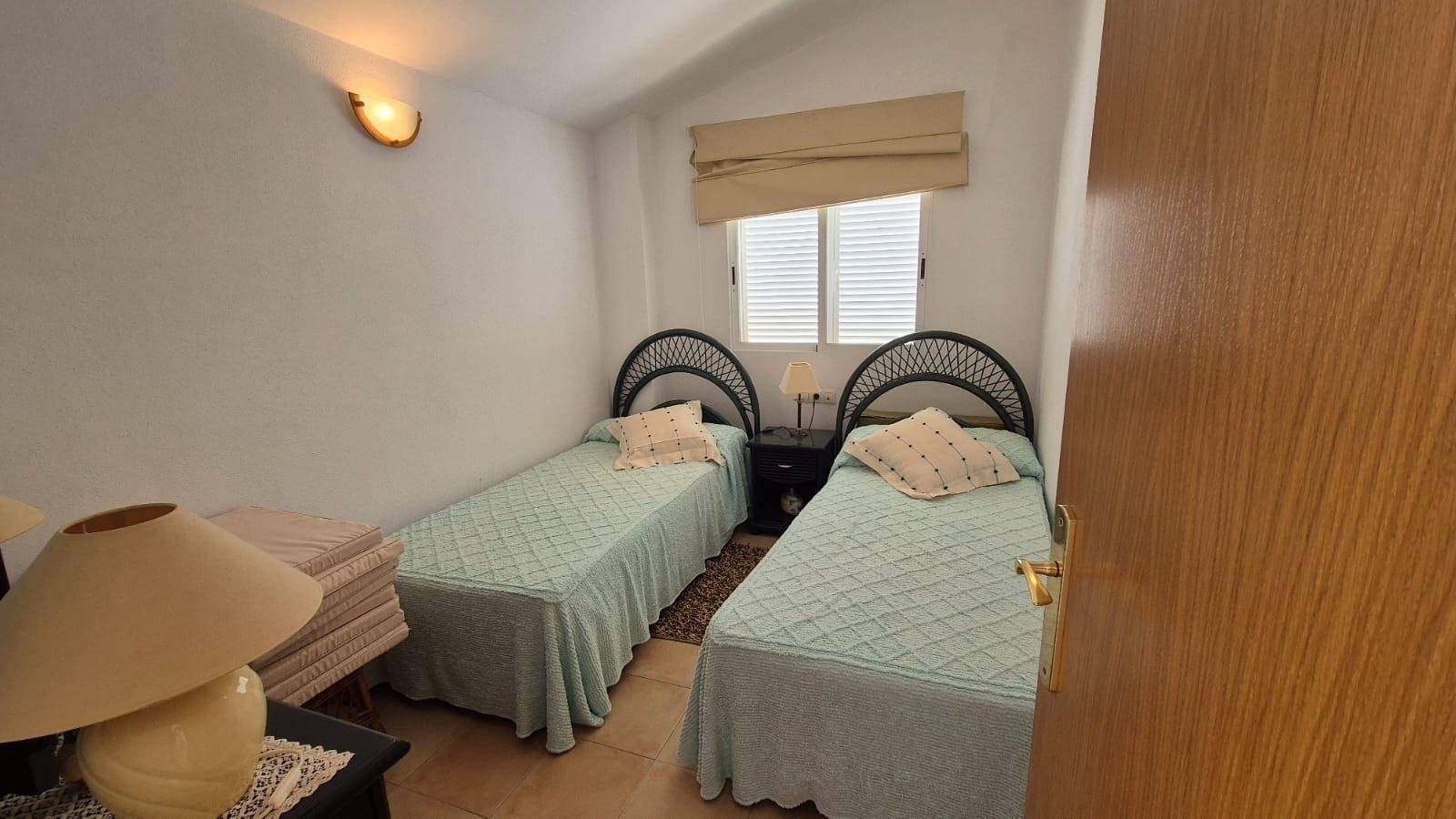  This beautiful and bright penthouse is located in an exclusive gated community in Altea la Vella, just 5 minutes drive from the beautiful beaches of 