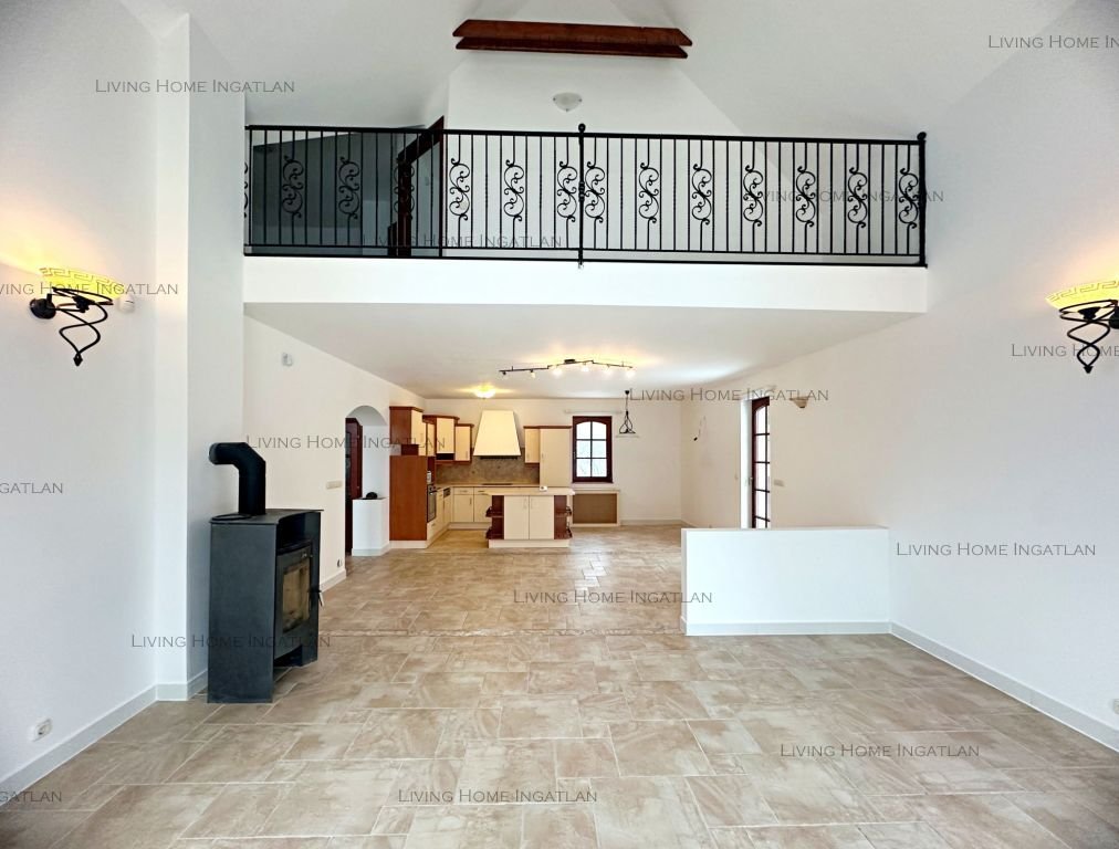 <p><strong>Azonnal költözhető, panorámás ház Ürömön</strong></p><p><strong>A kulcs nálam van, flexibilisen tudom mutatni a házat.</strong></p><p>Ür...