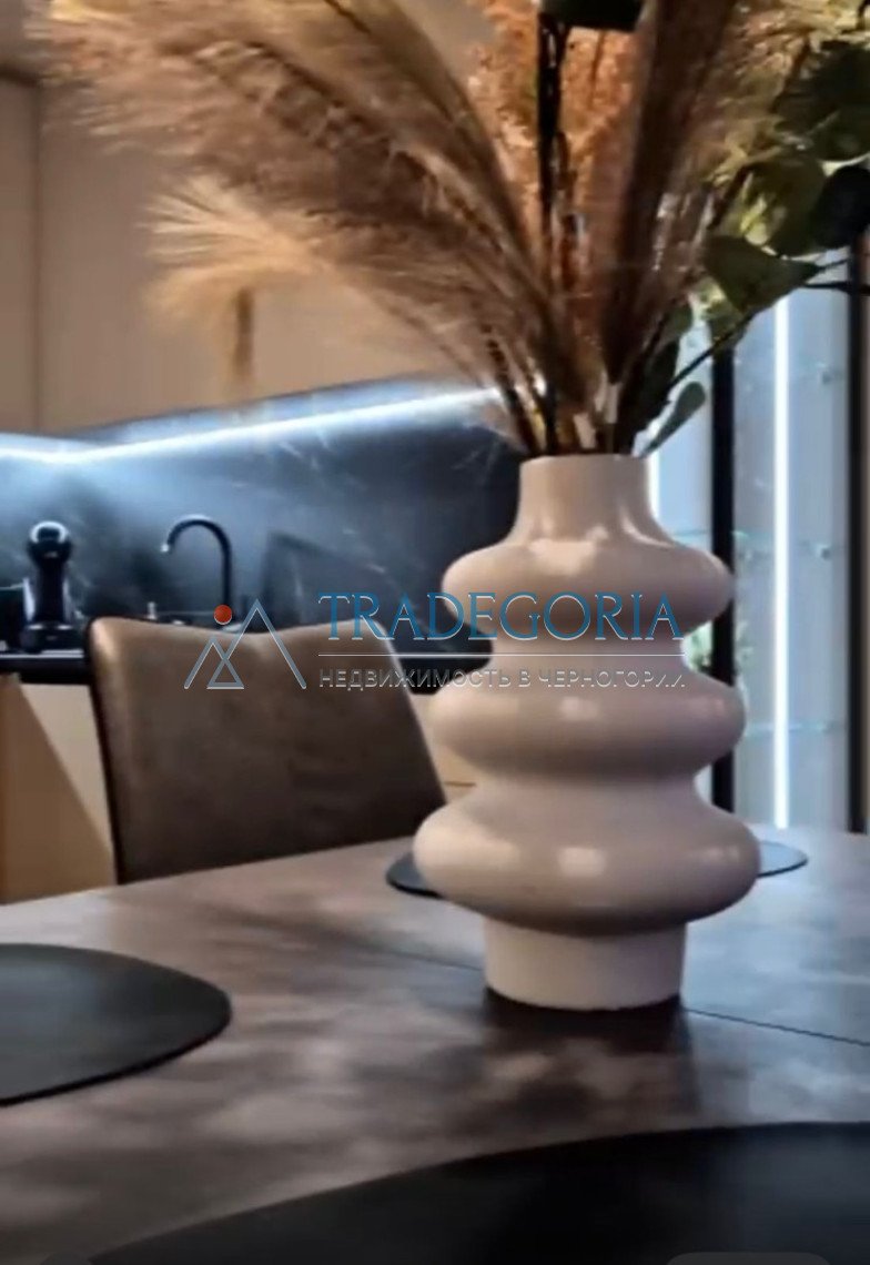 <h2>description</h2><p>Apartments are for sale in a new legal building in one of the sought-after areas of the Dobra Voda coast, below the highway,...