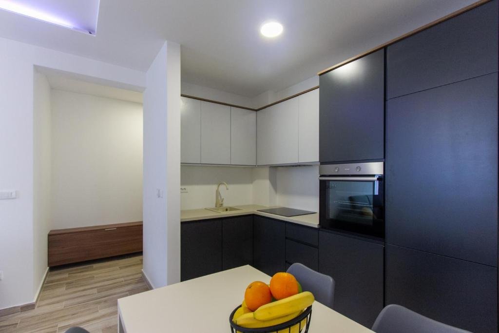 Penthouse in Becici with a panoramic sea view<br><br><p>For sale a penthouse in Budva, Becici in a quiet location near the sea. The apartment has a...