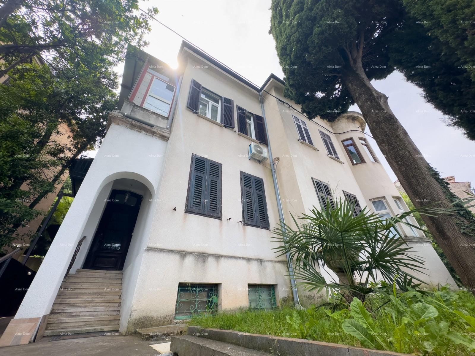 Wohnung Verkauf einer Wohnung im Zentrum mit 4 Wohneinheiten, Pula!