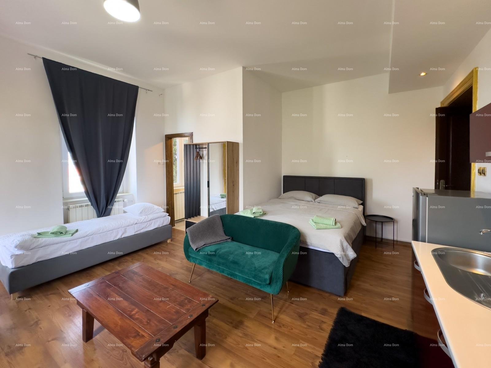 Wohnung Verkauf einer Wohnung im Zentrum mit 4 Wohneinheiten, Pula!