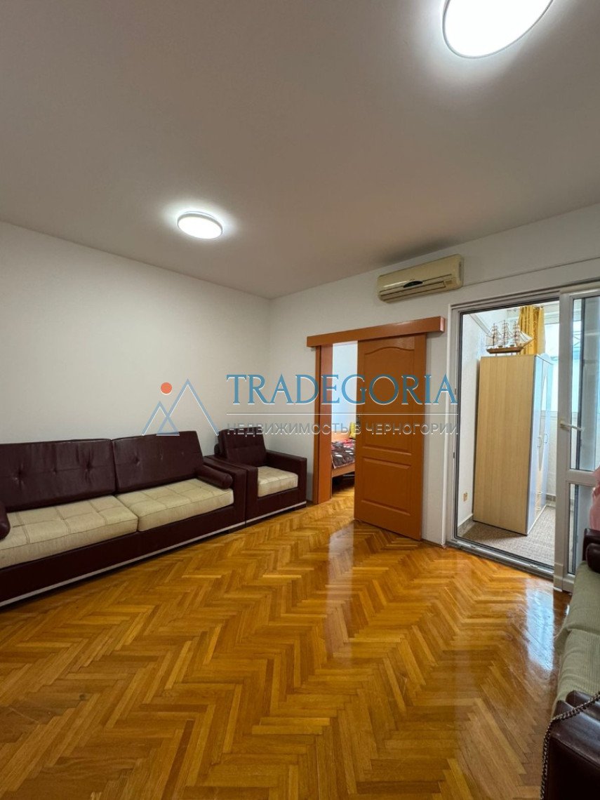 <h2>description</h2><h3>Apartment by the sea in the Green Belt of Bar</h3><p> Bar city, Shushan district 3rd floor | 38 m² Distance to the sea: 300...