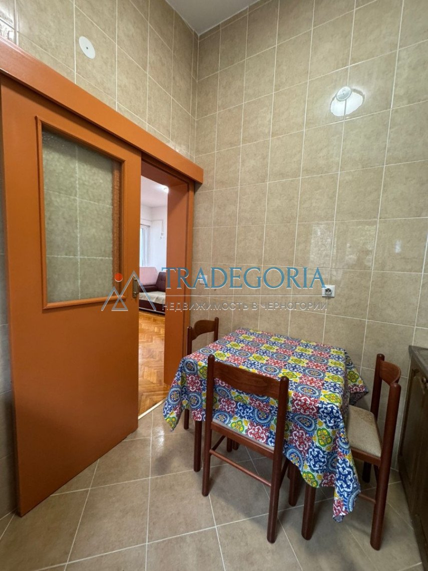 <h2>description</h2><h3>Apartment by the sea in the Green Belt of Bar</h3><p> Bar city, Shushan district 3rd floor | 38 m² Distance to the sea: 300...