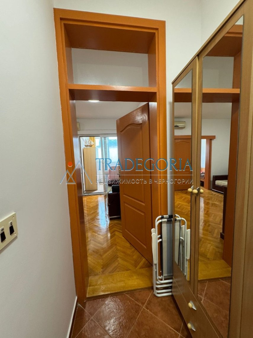 <h2>description</h2><h3>Apartment by the sea in the Green Belt of Bar</h3><p> Bar city, Shushan district 3rd floor | 38 m² Distance to the sea: 300...