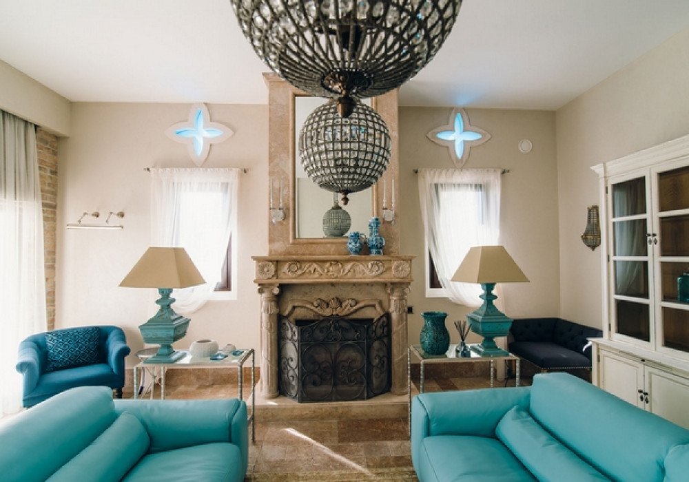 DescriptionBudva Riviera, Rejevici district. A unique luxury villa with five bedroomsThe area is 550 sq.m. The plot area is 1408 sq.m. Private gard...