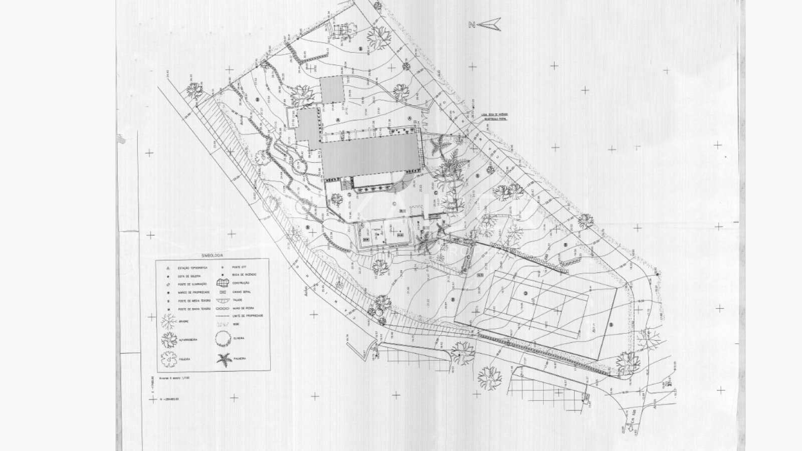 Virtual Tour | Video | Home Staging
Diese luxuriöse Villa mit 6 Schlafzimmern liegt elegant an einem Hang und bietet einen Panoramablick auf das Meer 