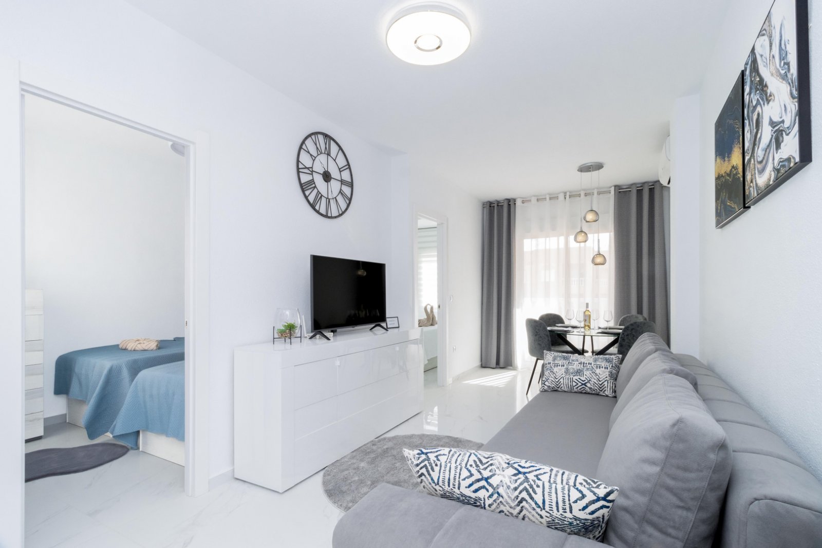 Cozy apartment for rent in a quiet area, close to the &quot;Park of Nations&quot;, the park &quot;Doña Sinforosa&quot;, from the &quot;Mini Golf Las S