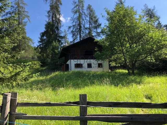 Südtiroler Chalet in Alleinlage in Jenesien - Südtirol