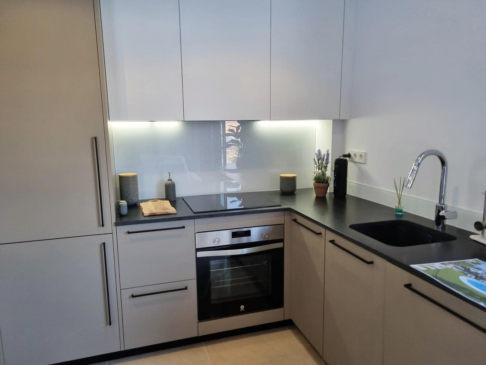 BUNGALOWS MIT 3 SCHLAFZIMMERN IN EXKLUSIVER WOHNUNG IN GRAN ALACANT!~ ~ Entdecken Sie diese exklusive Wohnanlage mit Bungalows ab 86,28 m2 mit einem G