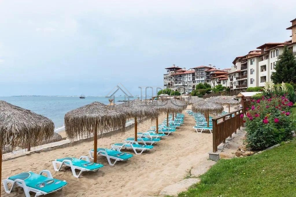  Hot Offer! Furnished 1-Bedroom Apartment | Garden of Eden, Sveti Vlas<br><br>Furnished 1-bedroom apartment in the prestigious Garden of Eden complex,